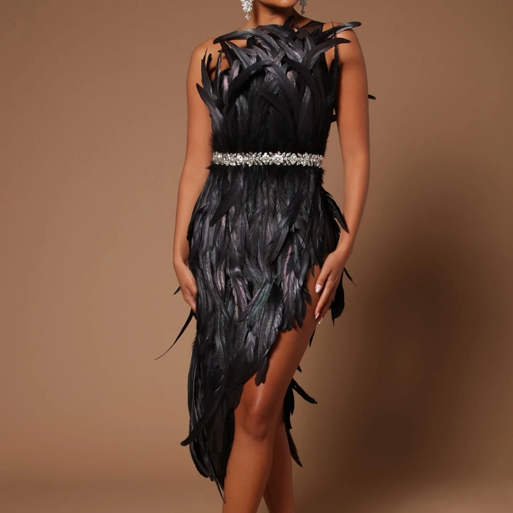 Sexy black one shoulder feather dress